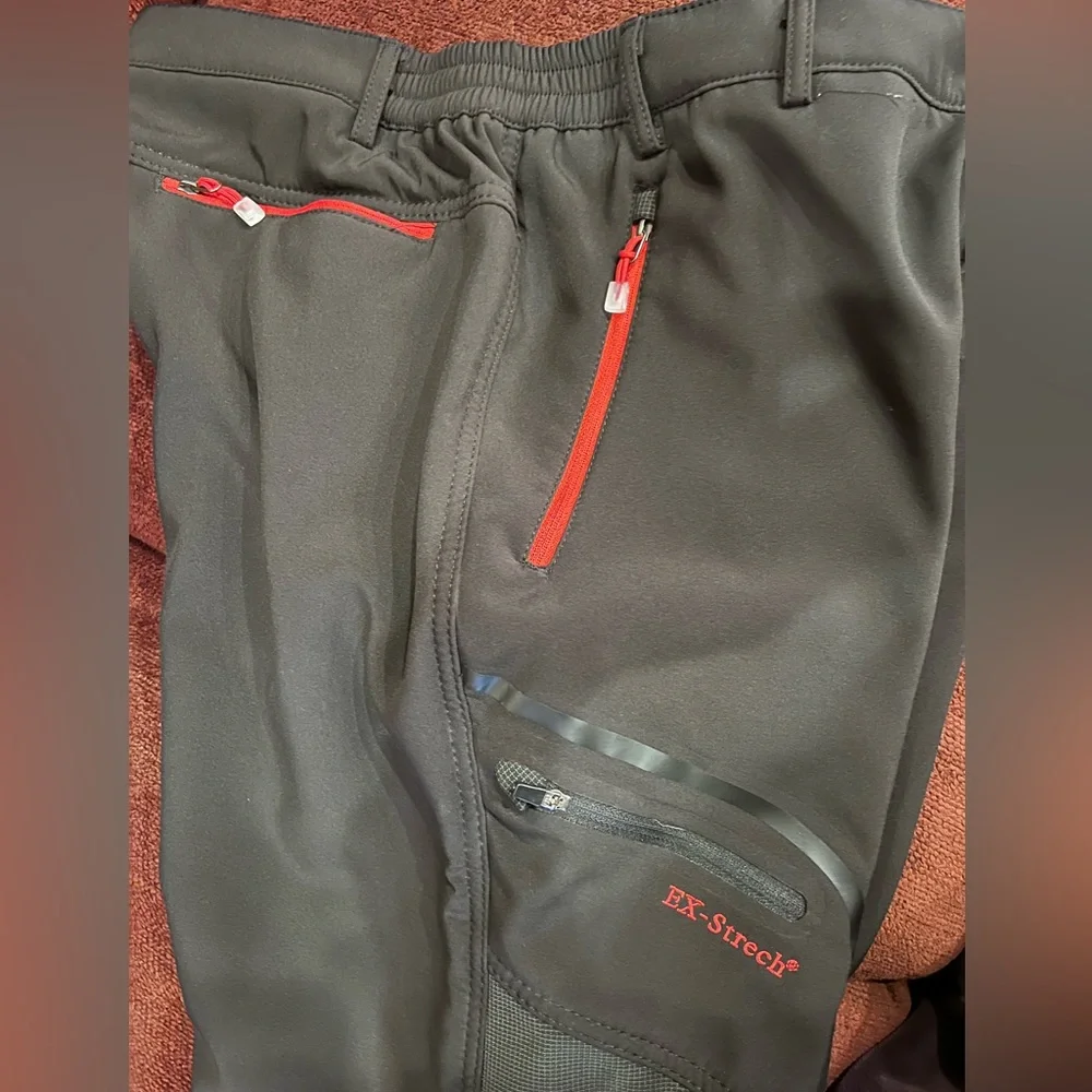 Men’s WATERPROOF weather pants Size L